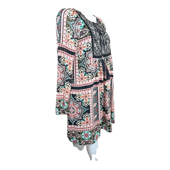 Xhilaration Boho  Dress Size Medium
Beautiful black coral floral print relaxed - Picture 3 of 14